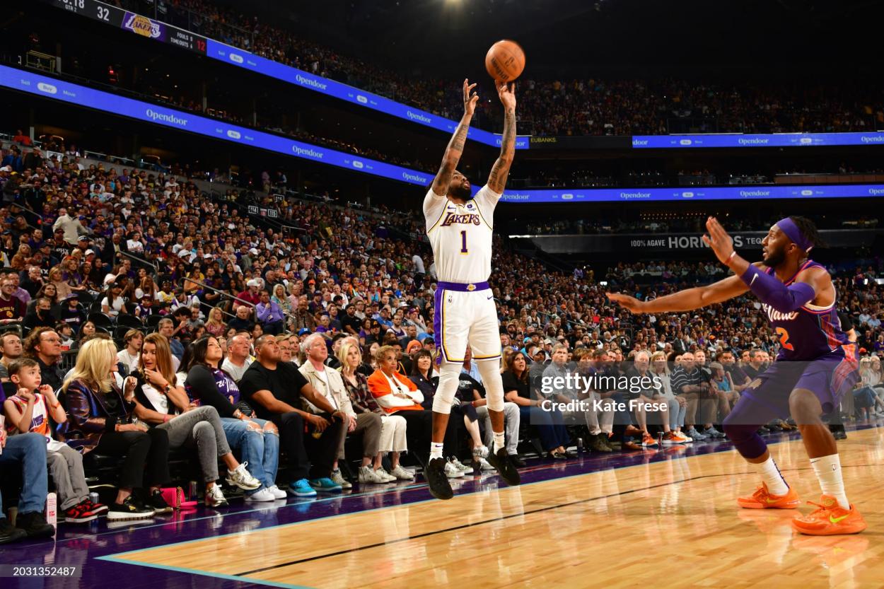 D'Angelo Russell shoots from three point range (Photo by Kate Frese/NBAE via Getty Images)