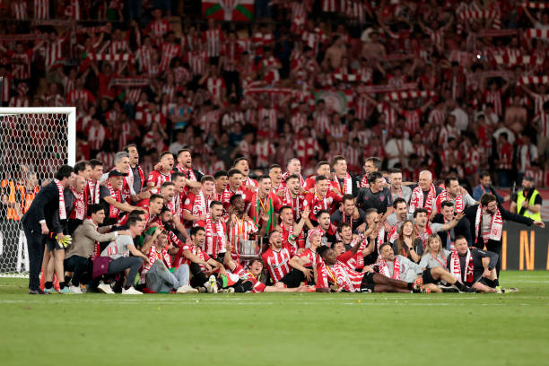 Afición y jugadores celebrando la Copa del Rey / Fuente: Getty Images
