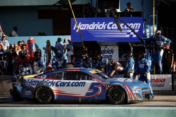 Kyle Larson, driver of the #5 HendrickCars.com Chevrolet, pits during the NASCAR Cup Series Straight Talk Wireless 400 at Homestead-Miami Speedway on October 27, 2024 in Homestead, Florida. (Photo by James Gilbert/Getty Images)