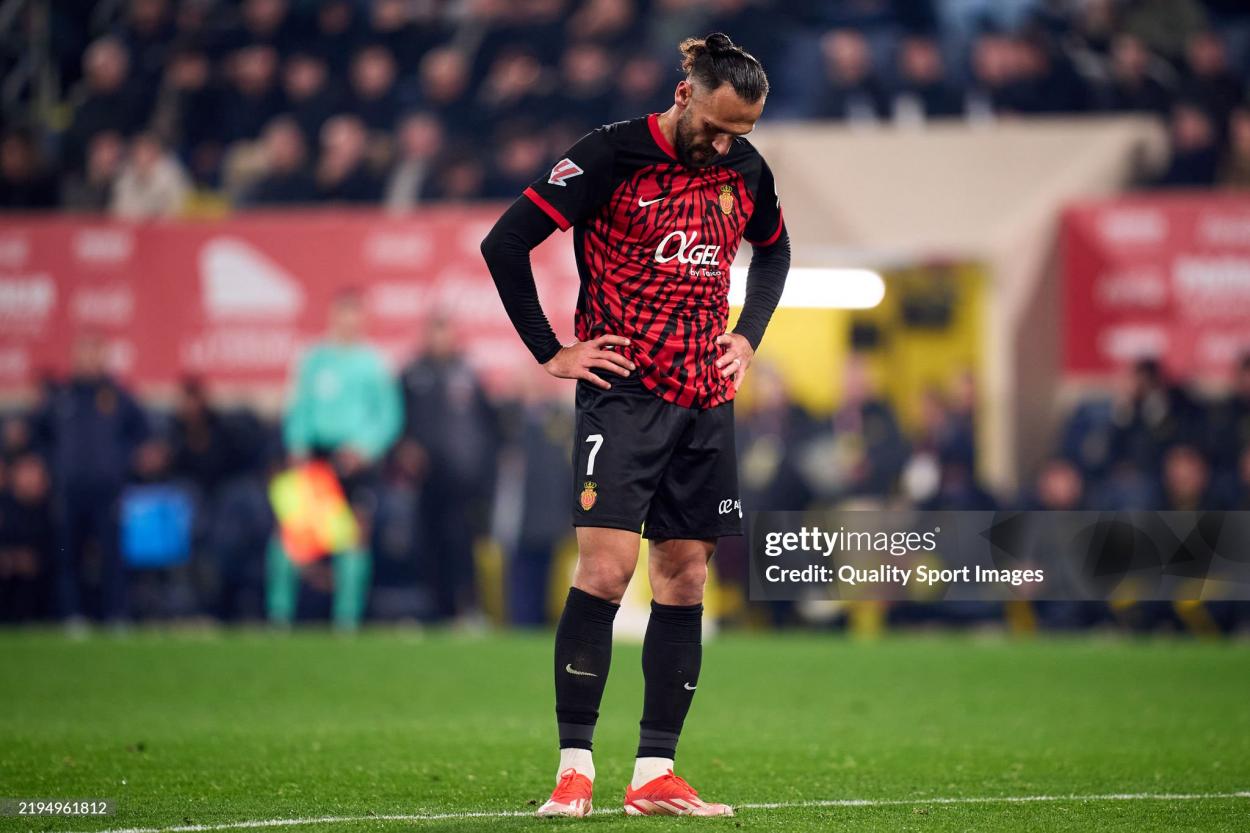 VILLARREAL, SPAIN - JANUARY 20: Vedat Muriqi of RCD Mallorca reacts during the LaLiga match between Villarreal CF and RCD Mallorca at Estadio de la Ceramica on January 20, 2025 in Villarreal, Spain. (Photo by Quality Sport Images/Getty Images)