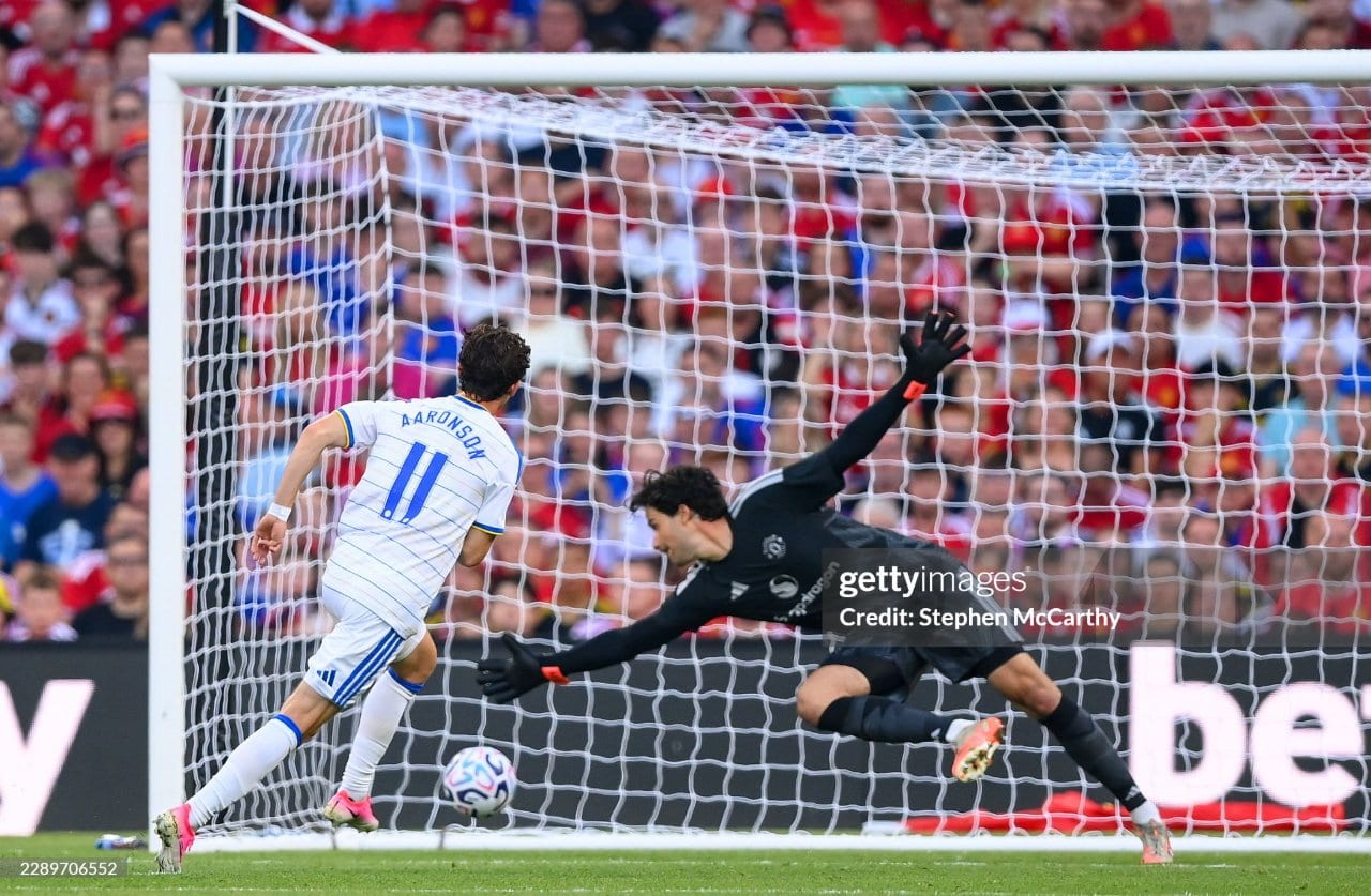 Brenden Aaronson Signs New Contract With Leeds United