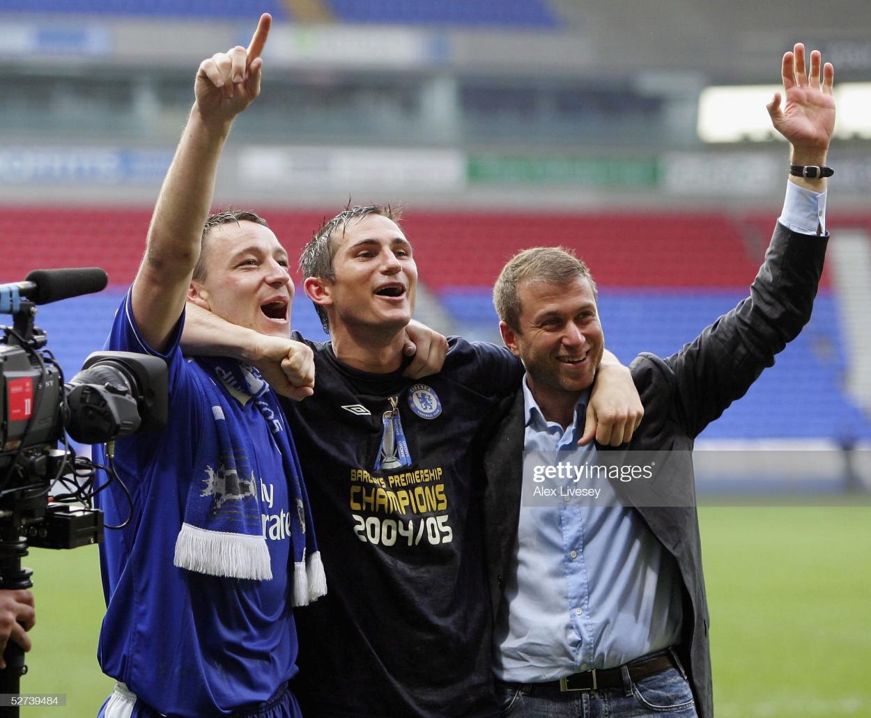 Frank Lampard with Roman Abramovich and John Terry in 2005. (Photo by Alex Livesey/Getty Images)