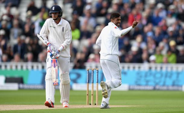 Amir strikes with the new ball (photo : Getty Images)