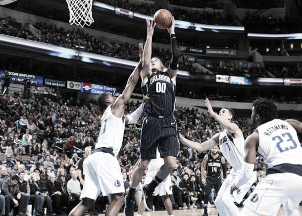 Gordon en el partido de la anterior madrugada contra los Mavs (nba.com)