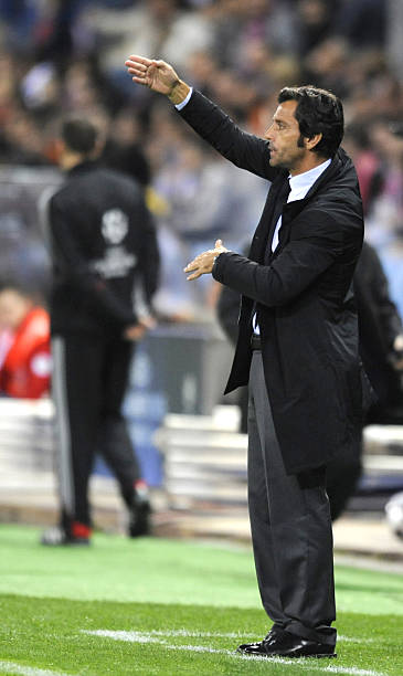 Quique Sánchez siendo entrenador del Atlético de Madrid, año 2009 // Fuente: Gwtty Images
