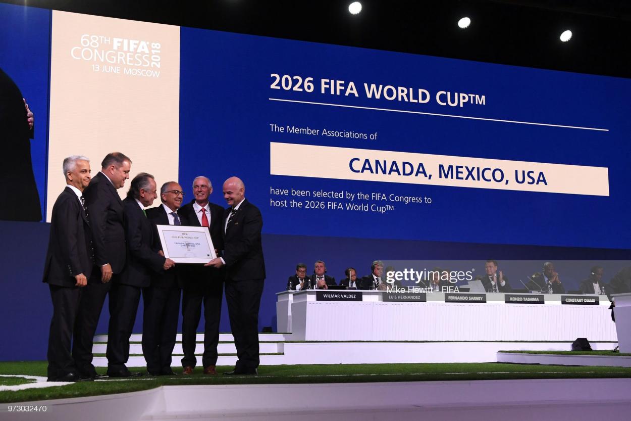 MOSCOW, RUSSIA - JUNE 13: FIFA president Gianni Infantino (r) poses with the United 2026 bid (Canada, Mexico, US) officials: Left-Right Sunil Gulati president of the <strong><a  data-cke-saved-href='https://www.vavel.com/en/international-football/2022/10/15/1126371-wales-world-cup-2022-preview-could-a-group-b-upset-be-on-the-horizon.html' href='https://www.vavel.com/en/international-football/2022/10/15/1126371-wales-world-cup-2022-preview-could-a-group-b-upset-be-on-the-horizon.html'>United States</a></strong> Soccer Federation, CONCACAF President Victor Montagliani, president of the Mexican Football Association Decio de Maria Serrano, president of the <strong><a  data-cke-saved-href='https://www.vavel.com/en/international-football/2022/10/15/1126371-wales-world-cup-2022-preview-could-a-group-b-upset-be-on-the-horizon.html' href='https://www.vavel.com/en/international-football/2022/10/15/1126371-wales-world-cup-2022-preview-could-a-group-b-upset-be-on-the-horizon.html'>United States</a></strong> Football Association Carlos Cordeiro and Steve Reed president of the Canadian Soccer Association after the announcement of the host for the 2026 FIFA World Cup went to United 2026 bid during the 68th FIFA Congress at Moscow's Expocentre on June 13, 2018 in Moscow, Russia. (Photo by Mike Hewitt - FIFA/FIFA via Getty Images)