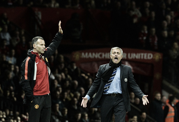 Giggs and Mourinho on opposite sides when United met Chelsea in October 2014 | Photo: Paul Ellis/ AFP