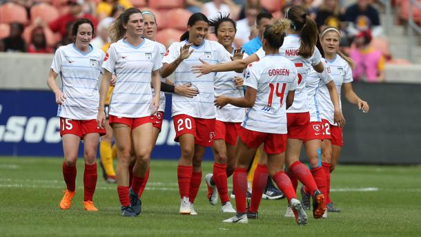 Sam Kerr celebrates her 16th goal of the season | Source: nwslsoccer.com