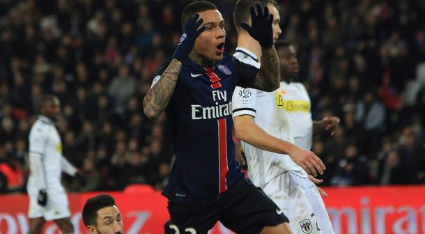 Gregory van der Wiel during his time at PSG | Source: Thibault Camus-Associated Press