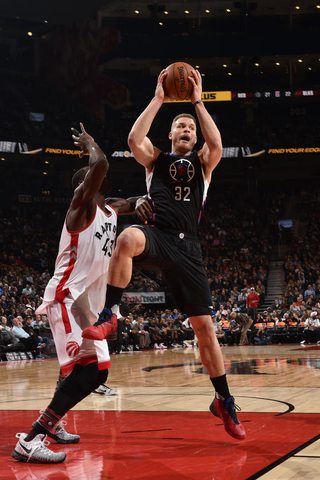 Blake Griffin notches triple-double in loss to Toronto Raptors. | Photo: 