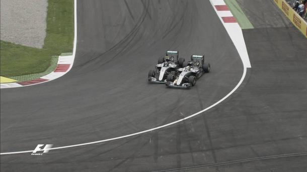 Choque entre los Mercedes | Twitter oficial de la F1