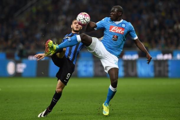 Koulibaly battles with Icardi | Photo: bleacherreport.com