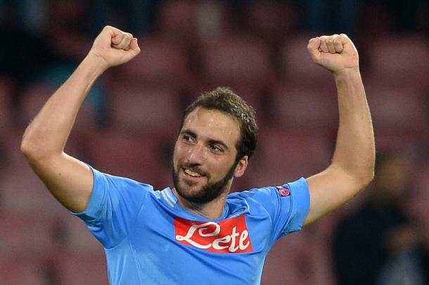 Gonzalo Higuain celebrates a goal | Photo: fourfourtwo.com