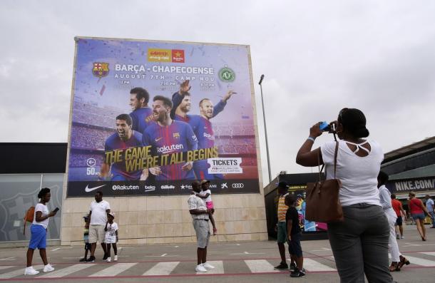 Primeiro pôster promocional | Foto: Manu Fernandez/AFP/Getty Images