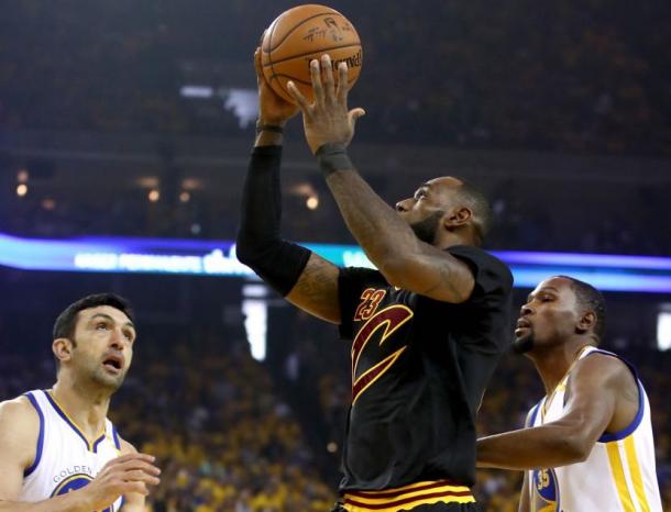 LeBron James #23 of the Cleveland Cavaliers goes up for a basket against the Golden State Warriors in Game 2 of the 2017 NBA Finals |Source: Getty Images / Ezra Shaw|