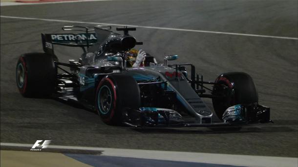 Lewis Hamilton was unable to get a clean lap in, and was blocked by Nico Hulkenberg at Turn 10 and made his feelings about it known. (Image Credit: @F1 Twitter)