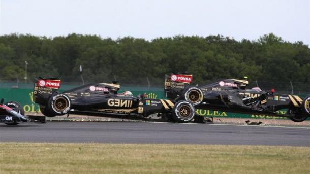 Accidente entre Pastor Maldonado y Romain Grosjean | Fuente: www.formula1.com