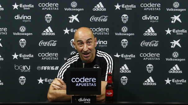 Pako Aysteran's press conference. Photo: Valencia CF