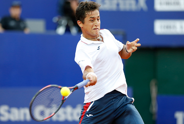 Nicolas Almagro hitting a forhand in his match at Buenos Aires against compatriot David Ferrer (Photo:Gabriel Rossi/Getty Images)