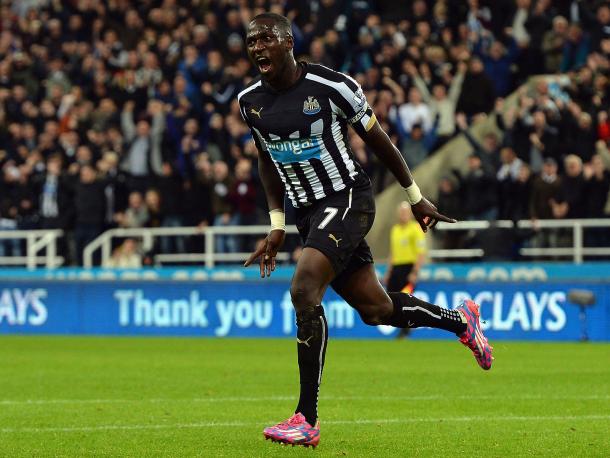 Sissoko celebra un gol con el Newcastle |Foto: The Independent