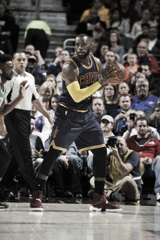 LeBron James entered the top 10 all-time scorers in NBA history. (David Liam Kyle/NBAE/Getty Images)