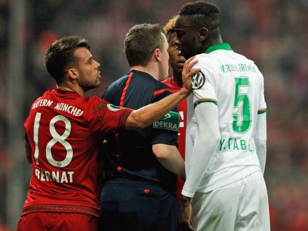 Tensions ran high during Tuesday's semi-final. | Photo: kicker - Getty IMages