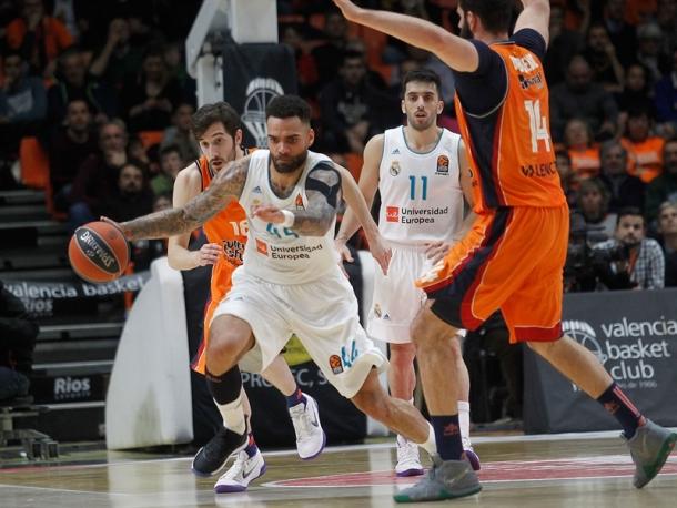 El Real Madrid no pudo con el Valencia Basket. | Fotografía: Euroliga