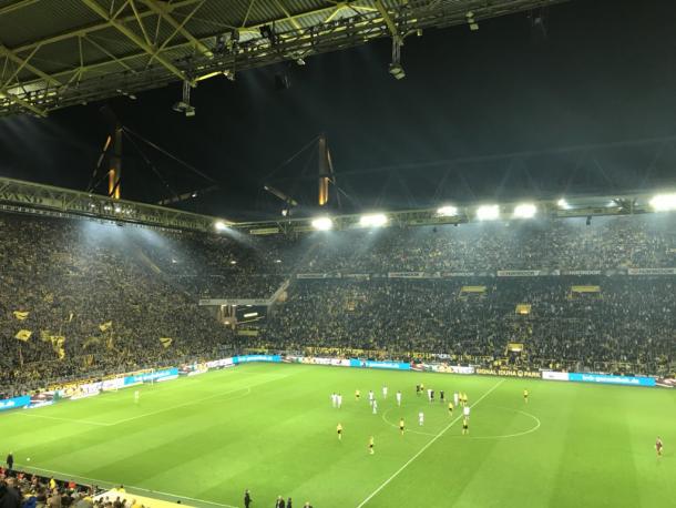 Asi se retiran ambos conjuntos al vestidor | Foto: @BVB