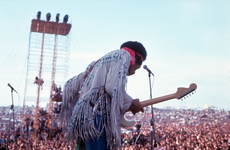 Jimi Hendrix durante su actuación en Woodstock 1969 | Fuente: ESI Murcia