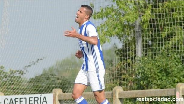 Jonathas se lamenta tras el gol anulado. Foto: Realsociedad.com