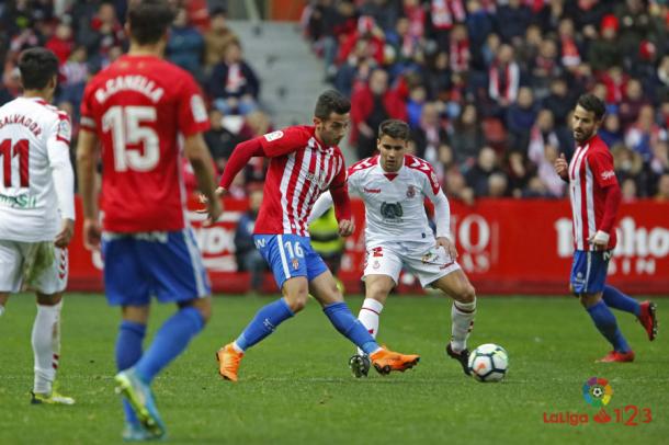 Jony volvió a ser clave en la victoria del Sporting // Imagen: La Liga