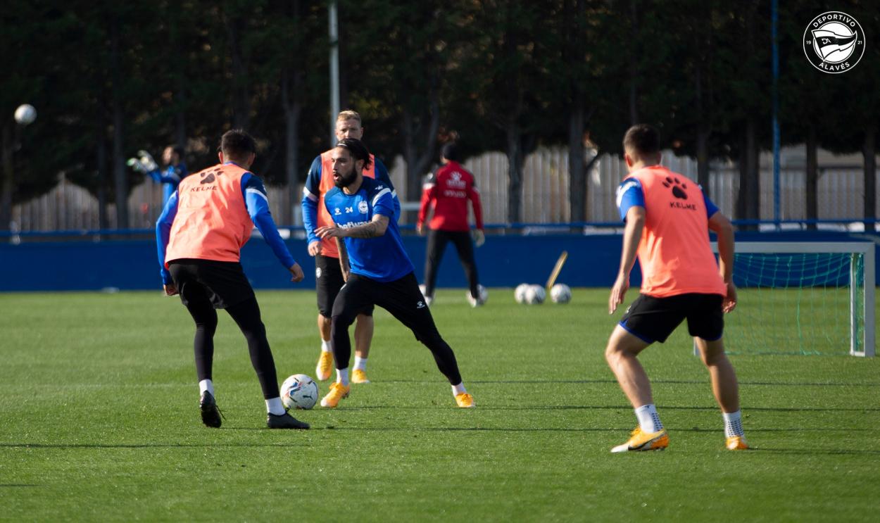 Jota Peleteiro en el entrenamiento semanal | Foto: Deportivo Alavés
