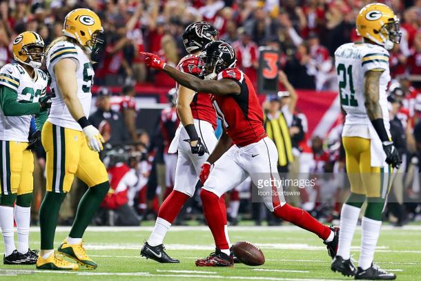 Julio Jones celebrates a first down catch against the Green Bay Packers during the NFC Championship. (Source: Frank Mattia/Icon Sportswire via Getty Images)