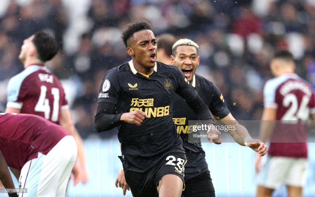 Willock celebrates his goals versus West Ham, <a id='VXBYD3J0SXVYDfjznRyFsw' class='gie-single'  data-cke-saved-href='http://www.gettyimages.com/detail/1371509175' href='http://www.gettyimages.com/detail/1371509175' target='_blank' style='color:#a7a7a7;text-decoration:none;font-weight:normal !important;border:none;display:inline-block;'>Embed from Getty Images</a><script>window.gie=window.gie||function(c){(gie.q=gie.q||[]).push(c)};gie(function(){gie.widgets.load({id:'VXBYD3J0SXVYDfjznRyFsw',sig:'yhxyL3NcWCXo_aA4XMNALuxJYRvyl1VkNqHKwSi5buM=',w:'594px',h:'372px',items:'1371509175',caption: true ,tld:'com',is360: false })});</script><script src='//embed-cdn.gettyimages.com/widgets.js' charset='utf-8' async></script>