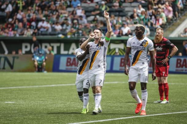 Robbie Keane celebrates goal against Portland. | Photo: Los Angeles Galaxy