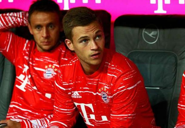 Kimmich sentado en el banquillo en el partido ante el Eintracht | Foto: Getty Images