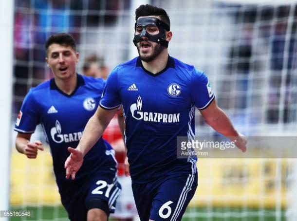 Kolasinac celebrates his goal against Mainz 05 this season | Photo: Getty/ Alex Grimm