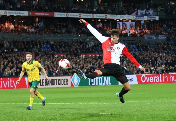 Kramer vuelve para el crucial partido ante el AZ. Fuente: @Feyenoord (vía Twitter)
