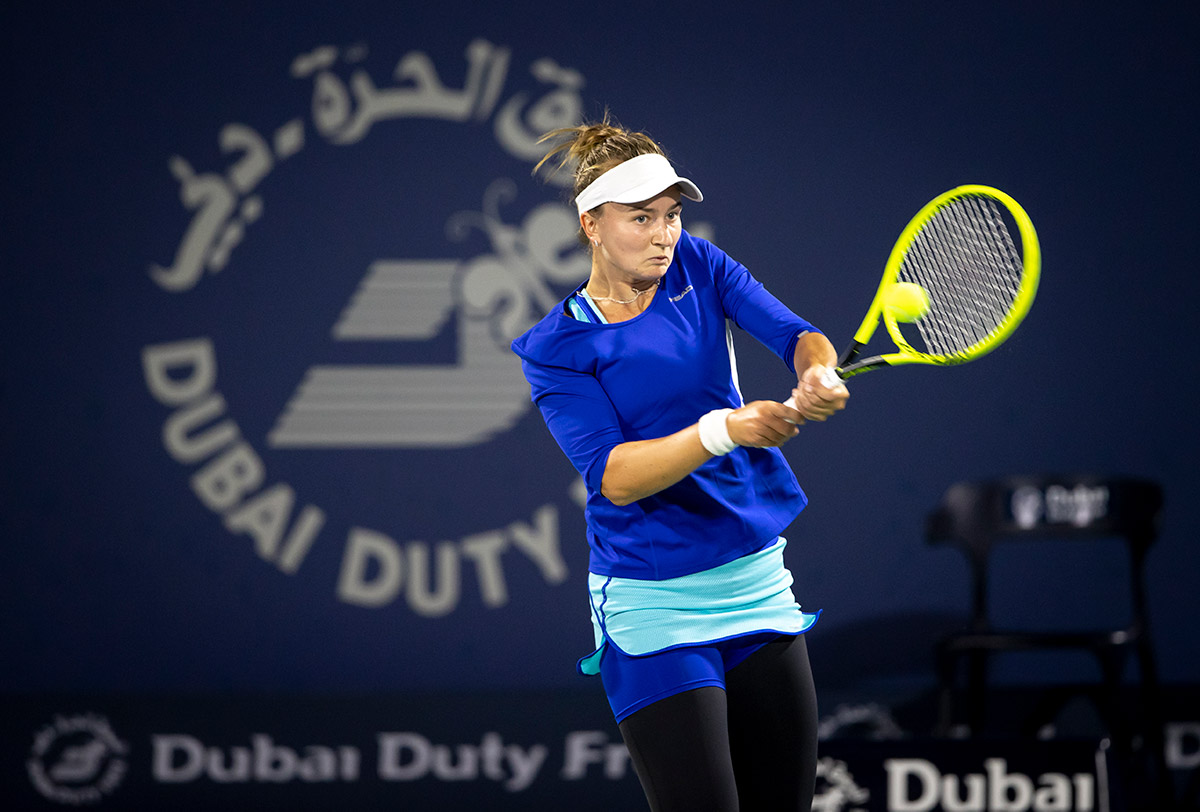Krejcikova faz melhor campanha da carreira em nível WTA 1000 (Foto: Divulgação/Dubai Tennis Championships)