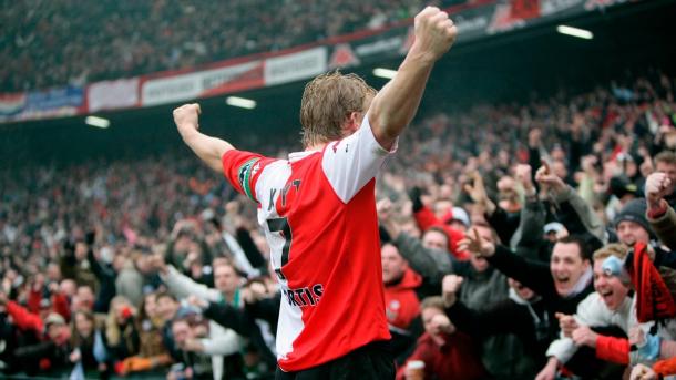 Kuyt celebra el título de Liga con el Feyenoord | Foto: Getty Images