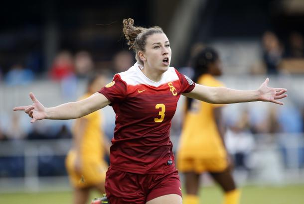 The midfielder had a standout 2016 at USC | Source: Tony Avelar/Associated Press