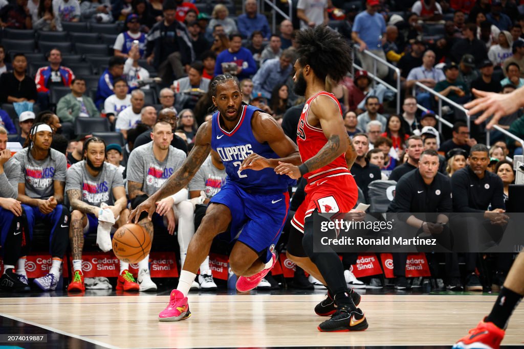 Kawhi Leonard #2 of the LA Clippers at Crypto.com Arena on March 09, 2024 in Los Angeles, California. NOTE TO USER: User expressly acknowledges and agrees that, by downloading and/or using this photograph, user is consenting to the terms and conditions of the Getty Images License Agreement. (Photo by Ronald Martinez/Getty Images)