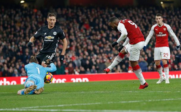 Una delle tantissime occasioni della partita, con De Gea a salvare sul piede di Lacazette. | Fonte immagine: twitter Arsenal