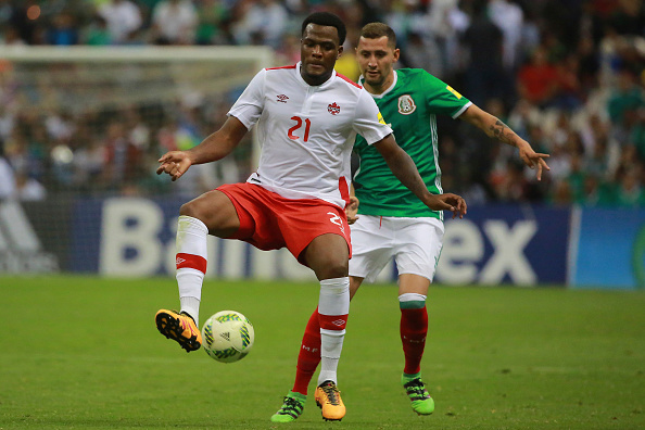 Cyle Larin in action with Canada against Mexico. | Photo: Getty Images