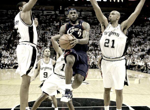 Lebron vs Spurs en la final de 2007| thesportspot.com