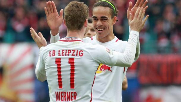 Los jugadores del Leizpig celebrando el 4º gol ante el Friburgo de la jornada 29 | Bundesliga oficial