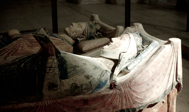 Leonor fue enterrada junto a su hijo Ricardo, Fuente: Wikicommons
