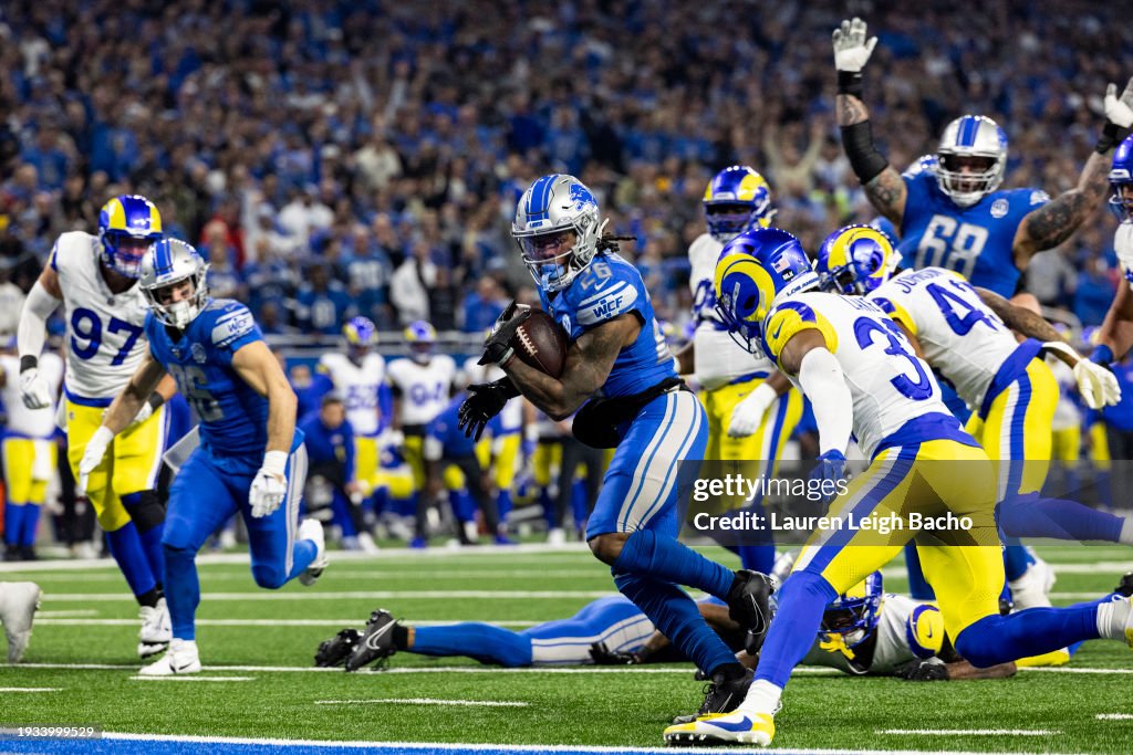 Jahmyr Gibbs #26 of the Detroit Lions scores a touchdown during the game against the Los Angeles Rams at Ford Field on January 14, 2024 in Detroit, Michigan. The Lions beat the Rams 24-23. (Photo by Lauren Leigh Bacho/Getty Images)
