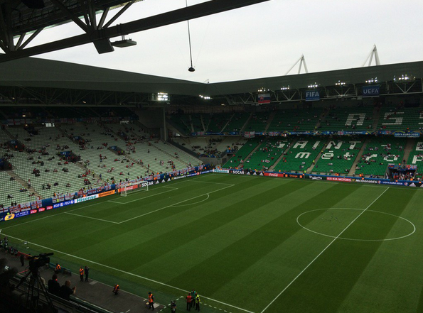 Lo Stade Geoffroy Guichard alle 19:30 circa. | Twitter.