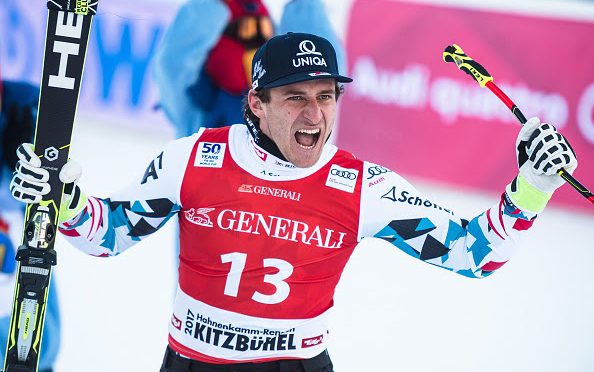 Matthias Mayer festeggia la vittoria di Kitzbuhel | Photo: Getty Images/AFP-Jure Makovec via USSA